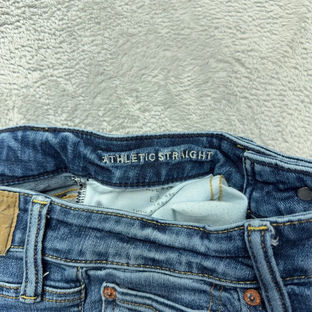 American Eagle Jeans Mens 28x32 Blue Athletic Straight Medium Wash Denim